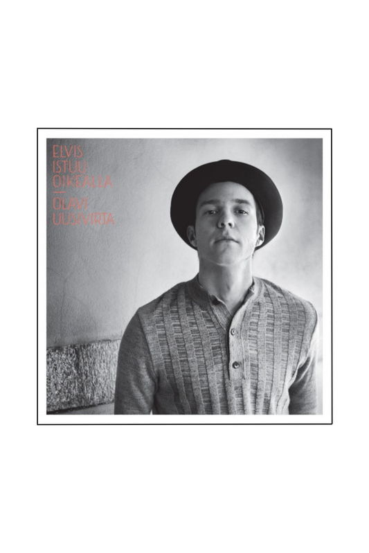 Elvis istuu oikealla CD