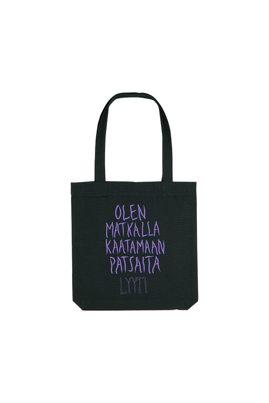 Olen matkalla kaatamaan patsaita kangaskassi