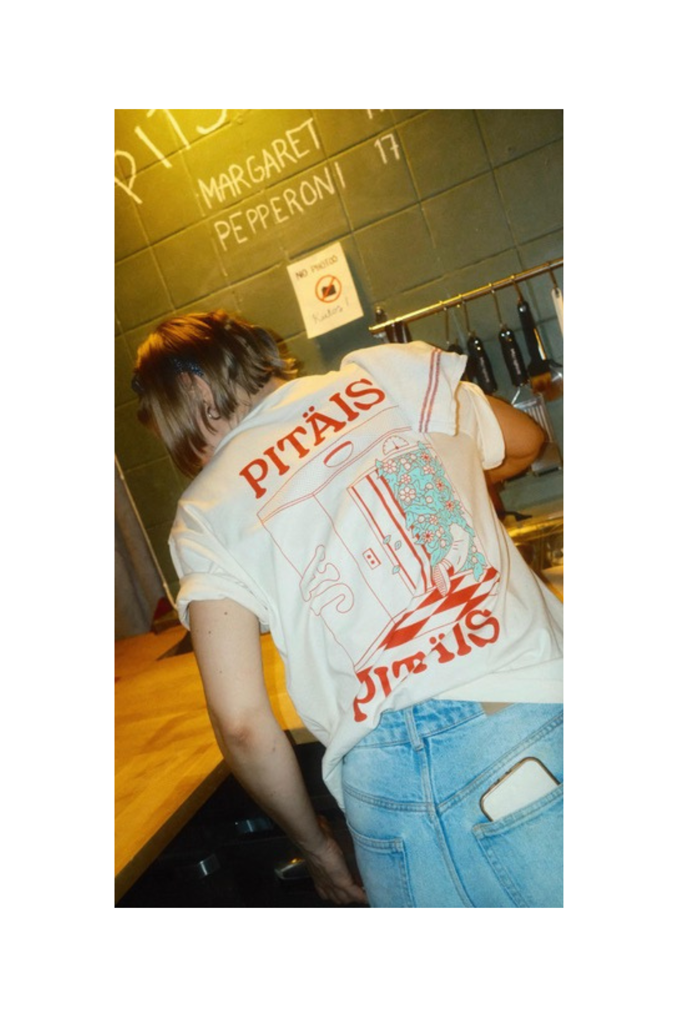 Pitäis ja pitäis t-paita