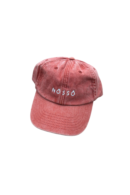 Nössö lippis punainen